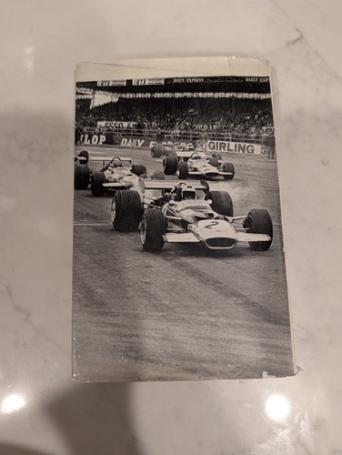 ANATOMY OF A GRAND PRIX DRIVER Richard Garrett 1970 Bruce McLaren Vic Elford - Imagen 2 de 7