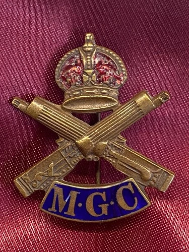 Lovely WW1 MGC Machine Gun Corps Enamel sweetheart Brooch w/pin
