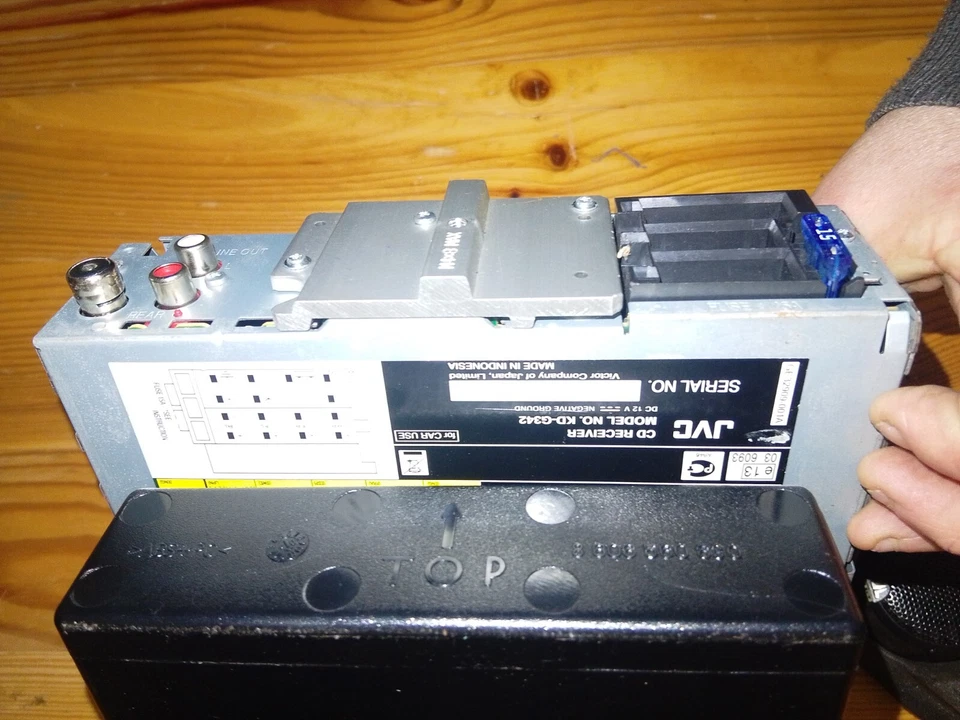 Org JVC KD-G342 Autoradio CD WMA MP3 MOSFET 50WX4 AUX Rahmen Voll Funktionsfähig - Bild 3 von 4