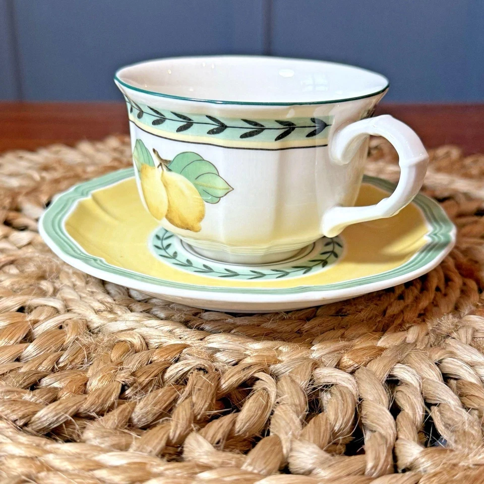 Juego de 4 flores de jardín francés Villeroy Boch -Colección país-tazas y platillos Foto 3 de 4