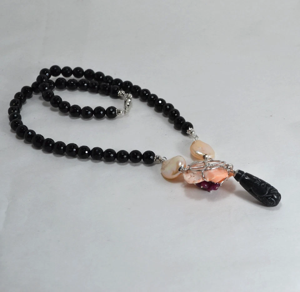 COLLANA IN ARGENTO 925 ONICE INCISO FIORE DI CORALLO ROSA E RUBINI AGLN 0291 - Immagine 3 di 4