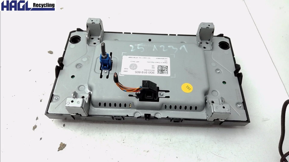 Radio "kein Code Vorhanden" 3G0919605 VW Golf 1.4 TSI Au/auv Limousine - Bild 4 von 4