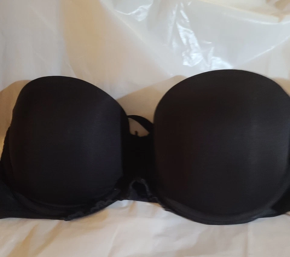 Lote de 2 Sujetadores Maidenform 36C Negro y Marfil Acolchados Push Up Con Aros Encaje Foto 4 de 4