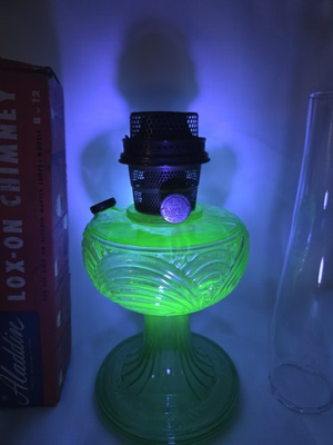 #ad Aladdin Nu Type Model B Uranium Glass Kerosene Lamp – Complete w Pyrex Chimney $300.00