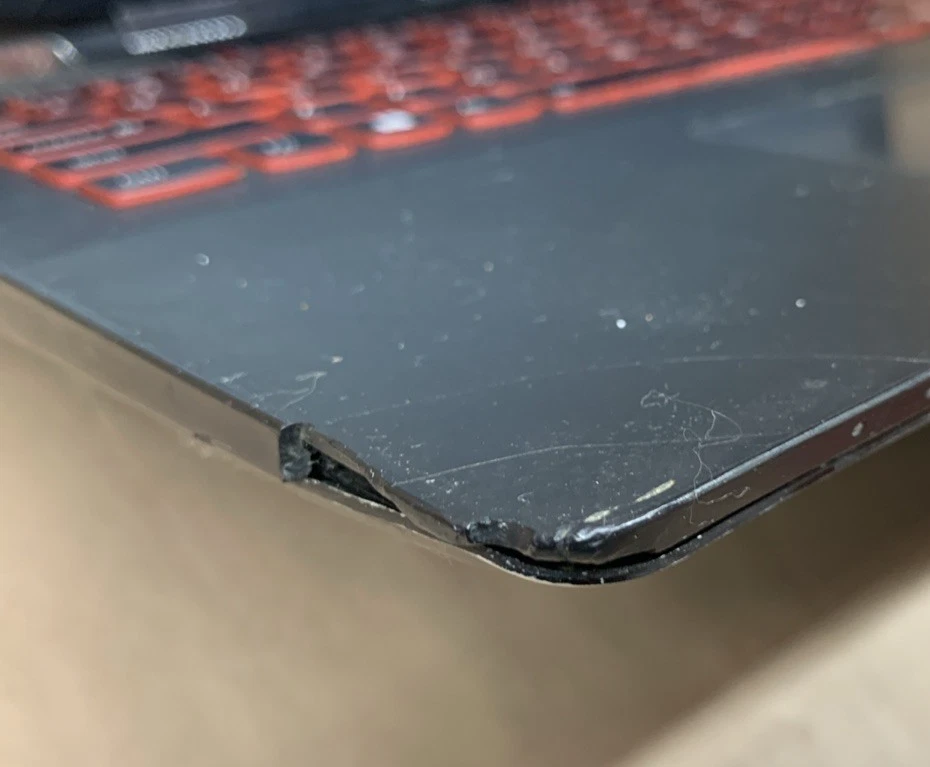 Lenovo IdeaPad Y700-15ISK i7-6700HQ 16GB RAM 256GB/1TB SSD/HDD GTX 960M Win10P — 第 4/4 张图片