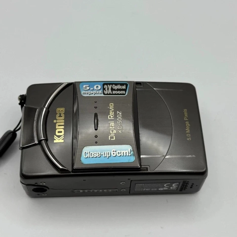 Konica Revio KD-500Z Digital Camera 5.0 MP 3x Optical Zoom with Accessories Gray - Image 4 of 4