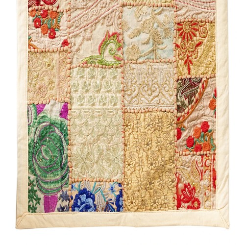 Indian Cotton Patchwork Table Runner Embroidered Dining Beige Table Tapestry - Picture 2 of 4