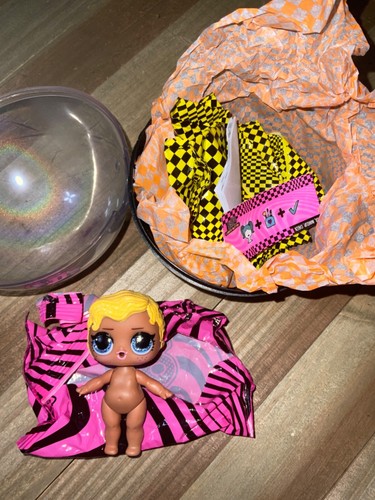 LOL Surprise Puppen Serie Light Glitter ~ Sie wählen - Bild 4 von 6