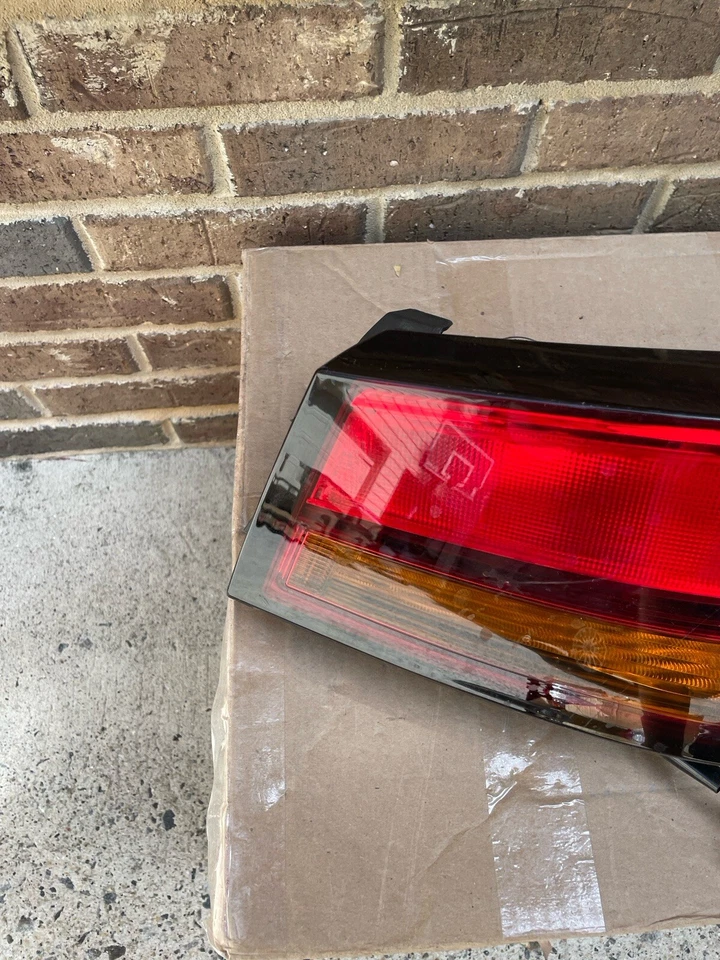 Se adapta a la luz trasera derecha del pasajero Nissan Altima 19-24 DEPO. A571 Foto 2 de 4