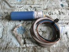 Cutler-Hammer E53KAL18T110 Proximity Sensor 300mA 10-30VDC Sn=8mm NPN *Tested*