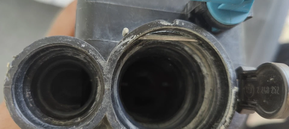 Depósito de refrigerante del motor BMW X5 3.0I 2004 FI Behr 376755111 8MA376755-111 M Foto 4 de 4