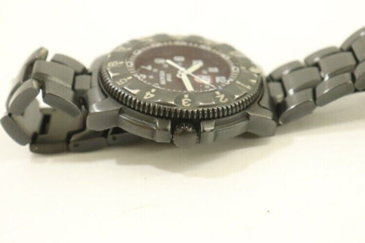 LUMINOX Men's Wristwatch F-117 NIGHTHAWK Black Dial Watch LUMINOX Men's Wristwatch F-117 NIGHTHAWK Black Dial Watch