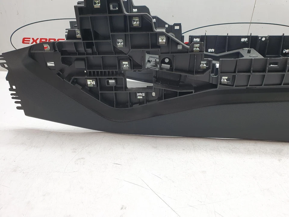 AUDI A6 A7 RS6 RS7 C8 18-21 CENTRE CONSOLE SABRE BLACK 6PS SEE IMAGES FOR MARKS - Image 3 of 4