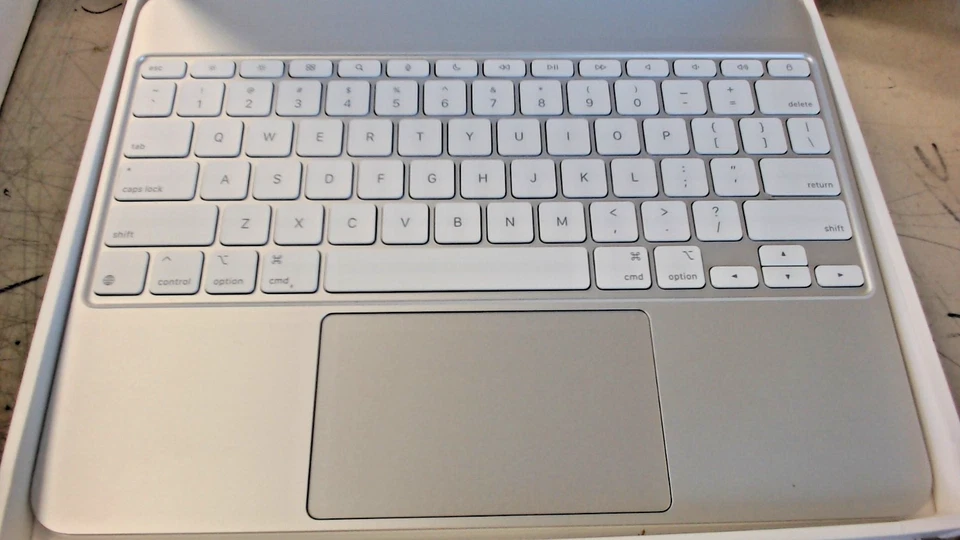 Teclado mágico Apple-MWR43LL/A Foto 4 de 4