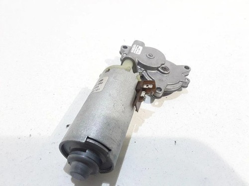 VW PHAETON 3D Sitzsteuerungsmotor vorne links 0130002582 5.00 Diesel 32068415