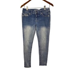 Paisley Sky Women’s Jeans • Size 8 • 29” Inseam • Embroidered Pockets • Low Rise
