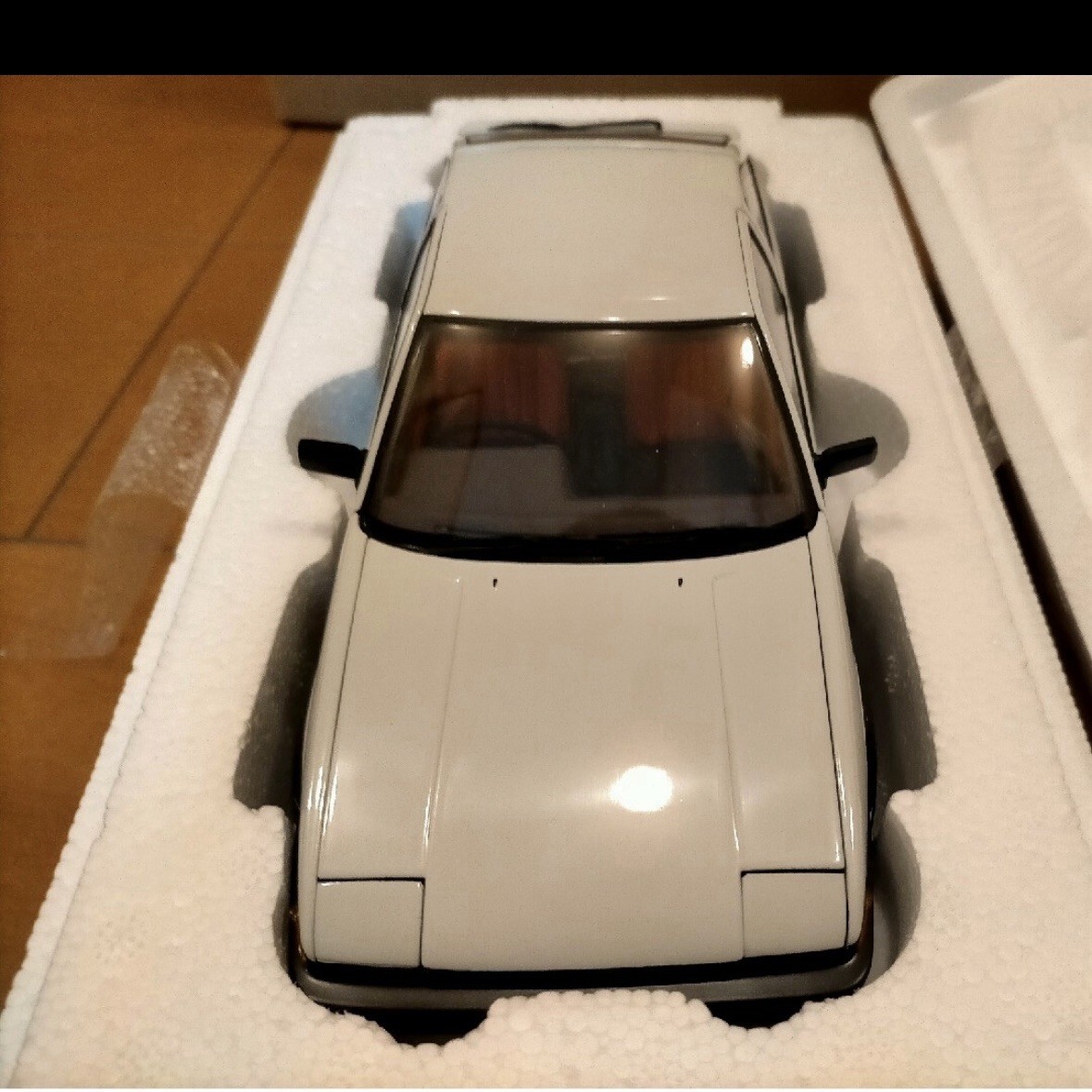 AUTOart トヨタ スプリンター トレノ GT APEX (AE86) Super Rare] Autoart Toyota Sprinter Trueno GT APEX (AE86) 1
