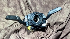 5K0953569H , 8X0953501B Lenkstockschalter Airbagschleifring für AUDI A1 8X