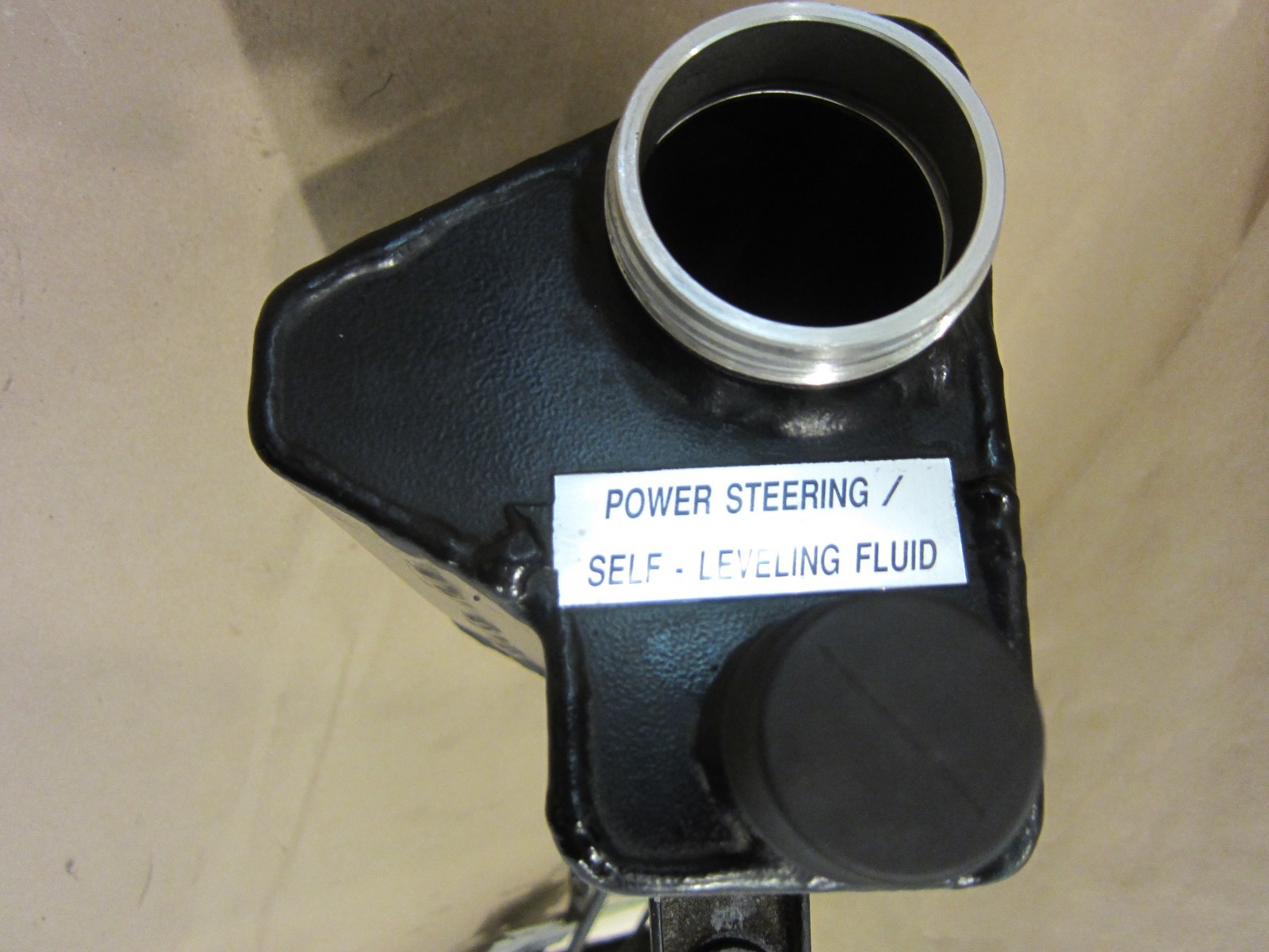 Ferrari 456 - Oil Tank /  Power Steering Reservoir / No Cap # 179185