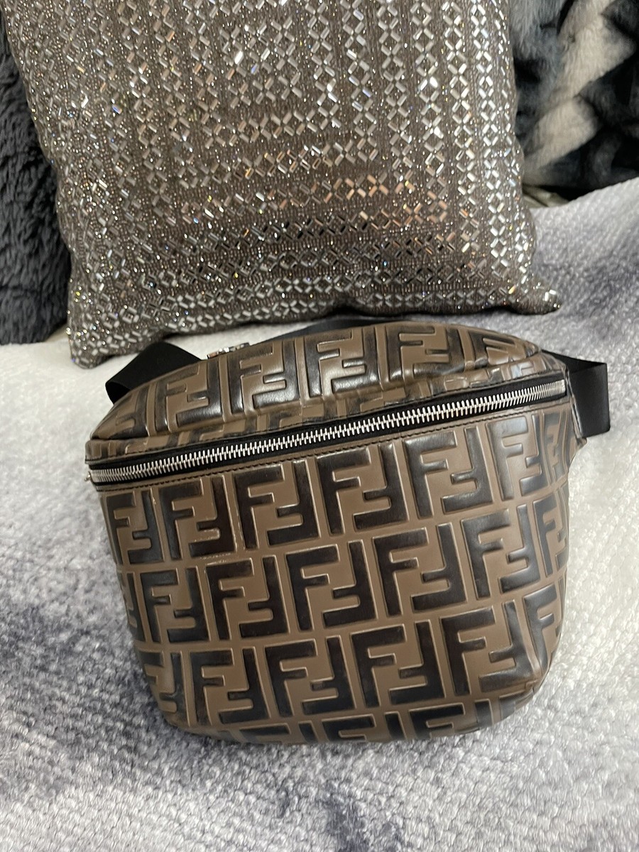 【FENDI】FF LOGO BELT BAG s-l1200.jpg