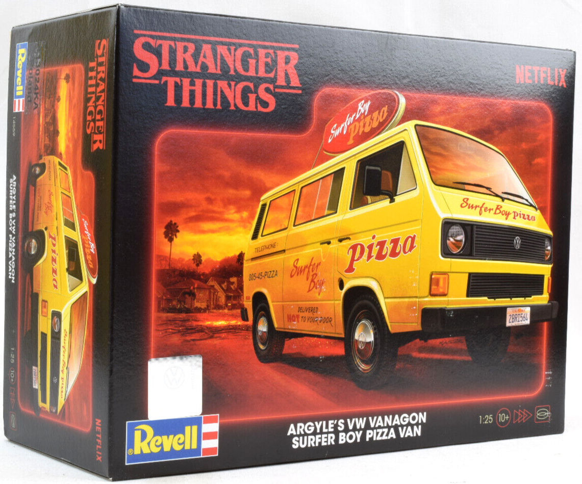 Revell Argyle's VW Vanagon Surfer Boy Pizza Van-Stranger Things 1