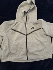 Gray Nike Tech Size Large