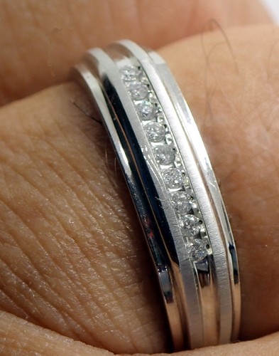 Sz 11.5 MGW 10K White Gold Diamonds 1/10ct TW Channel Set Mens Wedding Band Ring - Picture 10 of 15
