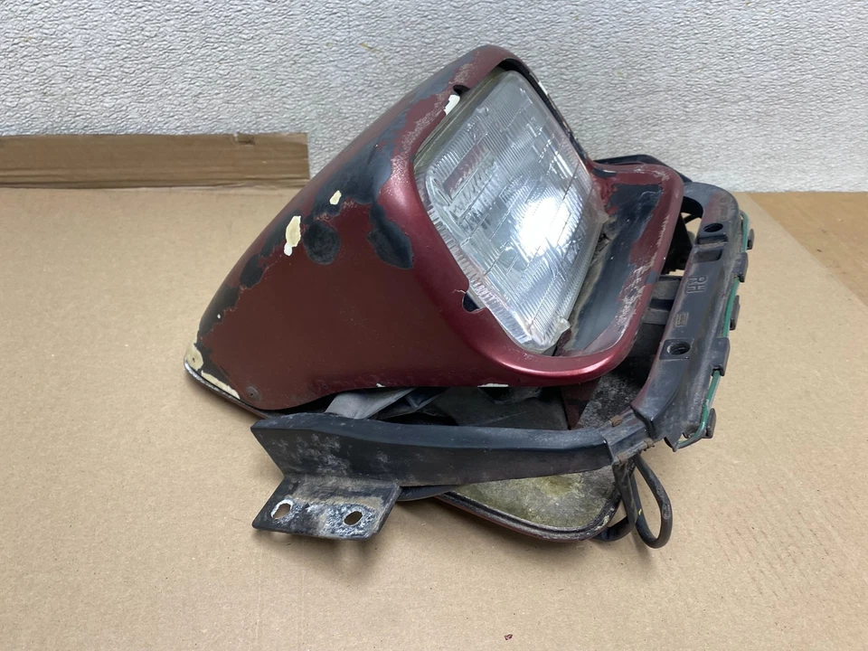 Faro lateral derecho pasajero Chevrolet Corvette 1984 a 1989 OEM U0856 DW Foto 3 de 4