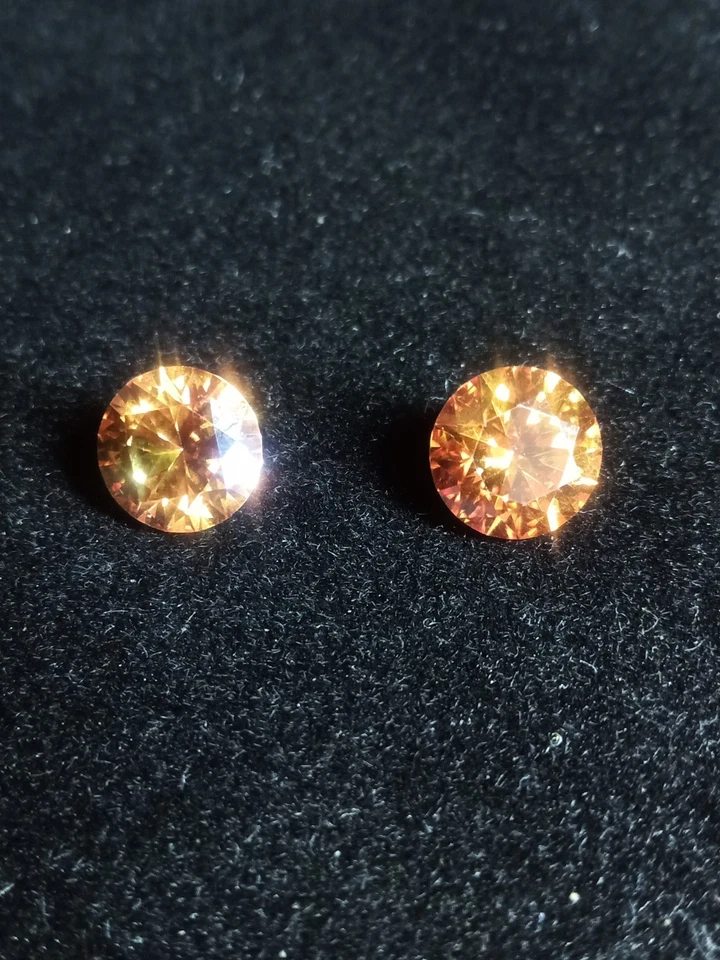 Set Of 2 - 8mm 4ctw Orange Moissanite Loose Stones - Image 2 of 4