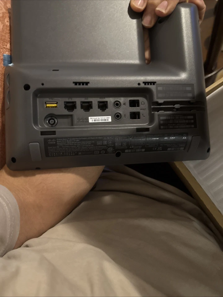 Cisco 8861 IP Phone with Multiplatform Firmware - Charcoal - Image 2 of 4