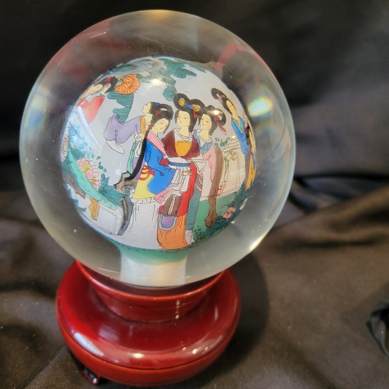 Vtg Signed Chinese Geisha Girl Hand Painted Reverse Glass Globe  w/swivel stand 