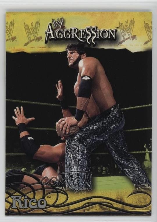 2003 Fleer WWE Aggression Rico #27 v5j
