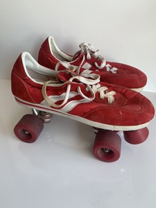 roller skate tennis shoes