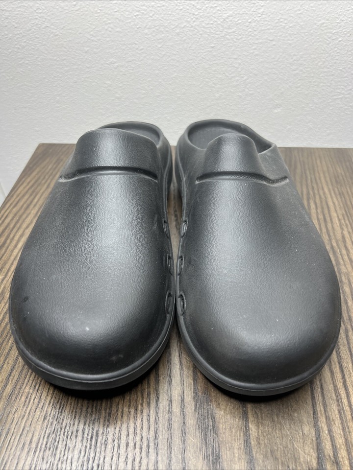 Oofos Oocloog Women's Size 9 Mens Size 7 Black Clog Slip On Shoes
