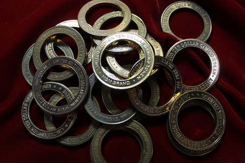 20-CASINO ELECTROPLATED $10 SILVER STRIKES BRASS RINGS, VARIOUS CASINOS - Picture 4 of 4