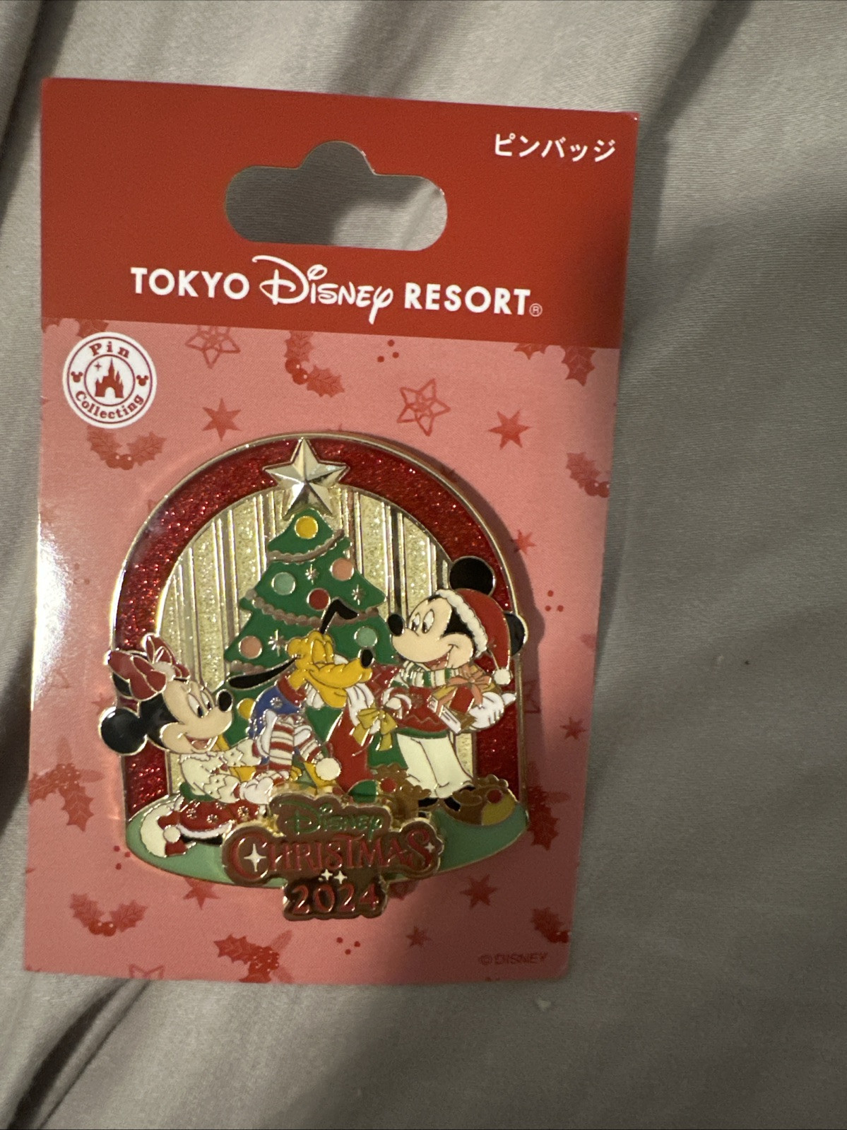 Tokyo Disney Resort Mickey Minnie Mouse Pluto Holiday Christmas Pin 2024