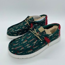 Hey Dude Wally Merry Fishmas Lure Shoes Slip On Christmas Green Size 10 Mens