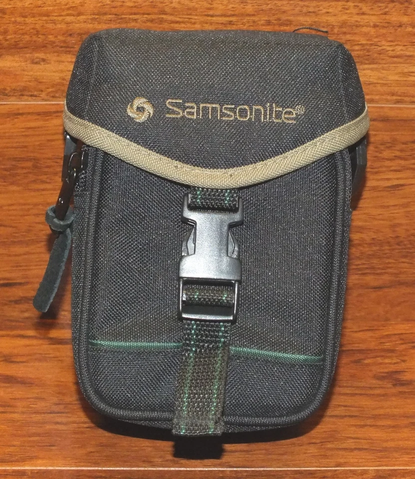 Genuine Samsonite 4 1/2 X 7" Small Black Camera Pouch / Bag With Strap **READ** - Image 2 of 4
