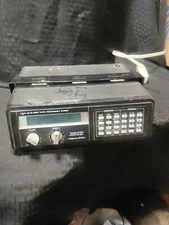 REALISTIC PRO-2021 UHF Model 20-113 Programmable 200 Channel Scanner