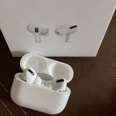 AirPods Pro、ホワイト、 Apple AirPods Pro 2nd Generation USB-C - MTJV3LL/A | Abt