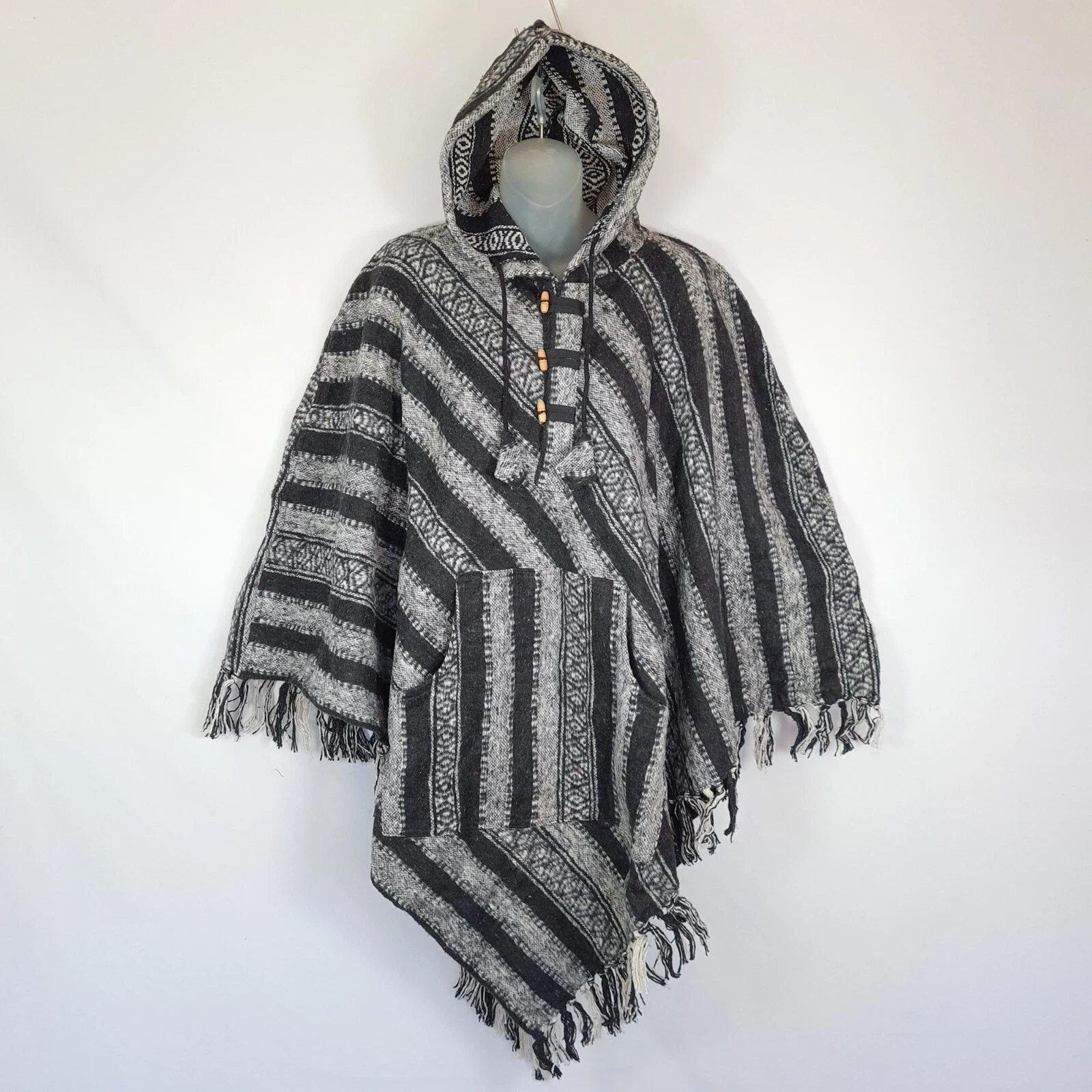 Grey Black Poncho Boho Baja Shawl Festival Hippie Outdoor Surf Mexican Camping
Opens in a new window
