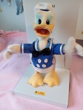 Disney Showcase Collection Donald Duck Steiff 2001  Box 224/3000