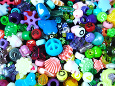 Beads Plastic Mix 25g DIY Jewellery Making Bracelets Necklaces Earrings