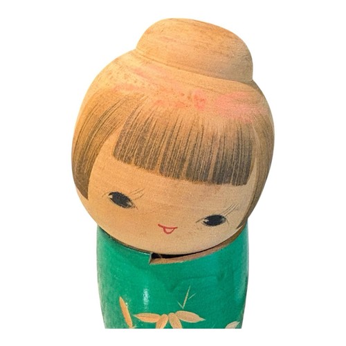 Kokeshi Doll Girl Green Vintage Japan Wooden Kimono Hand Made Painted 5 1/2” - Picture 2 of 5
