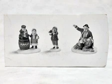 Dept 56 - The Old Man and the Sea (set of 3) - Heritage Village - #5655-3