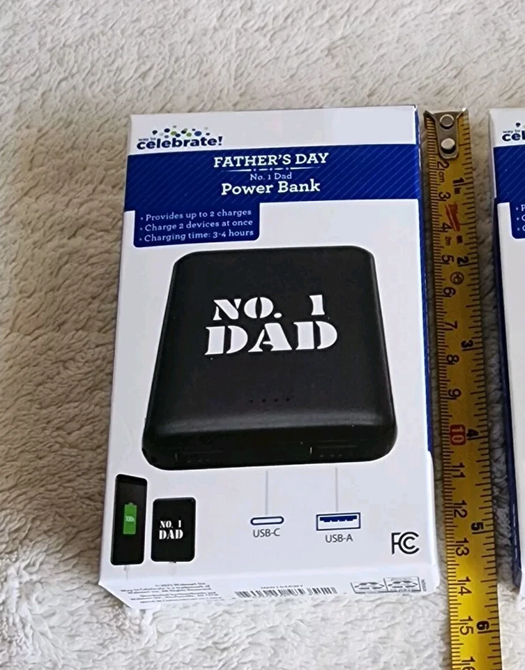NWT Black Power Bank "NO 1 DAD", 500 mAh battery capacity, Compact and portable - Image 4 of 4