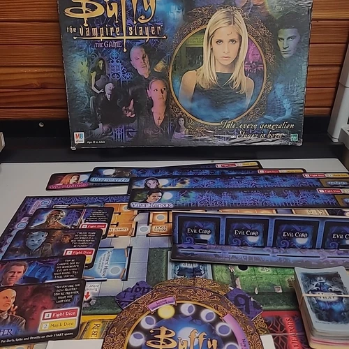 Vintage 2000 Hasbro Buffy The Vampire Slayer The Board Game *Missing 2 Dice*