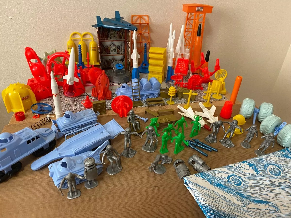 MARX Moon Base Operation Vintage Space Lot Rockets Astronauts