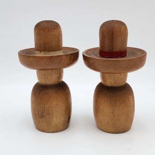 Vintage Wood Salt and Pepper Shakers Mexico Mariachi Men Sombrero Display Only - Picture 4 of 18