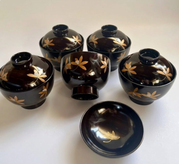 Soup Bowls with Lids Orchid Mitsu-Ran Black Gold Lacquerware 5pcs Used